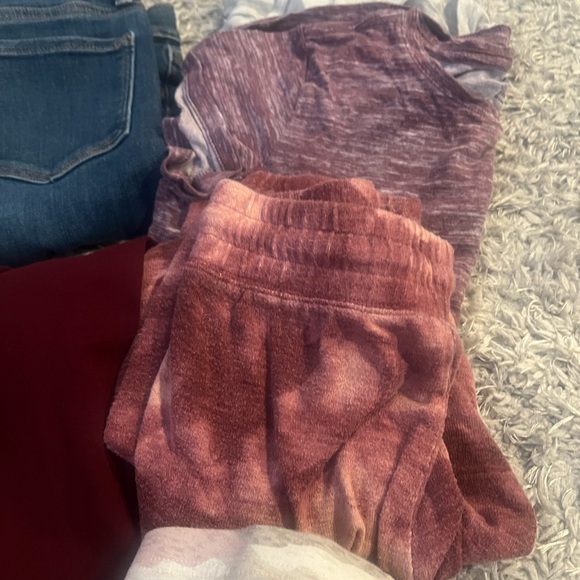 Lot of 10-12 girls clothes - Picture 4 of 6